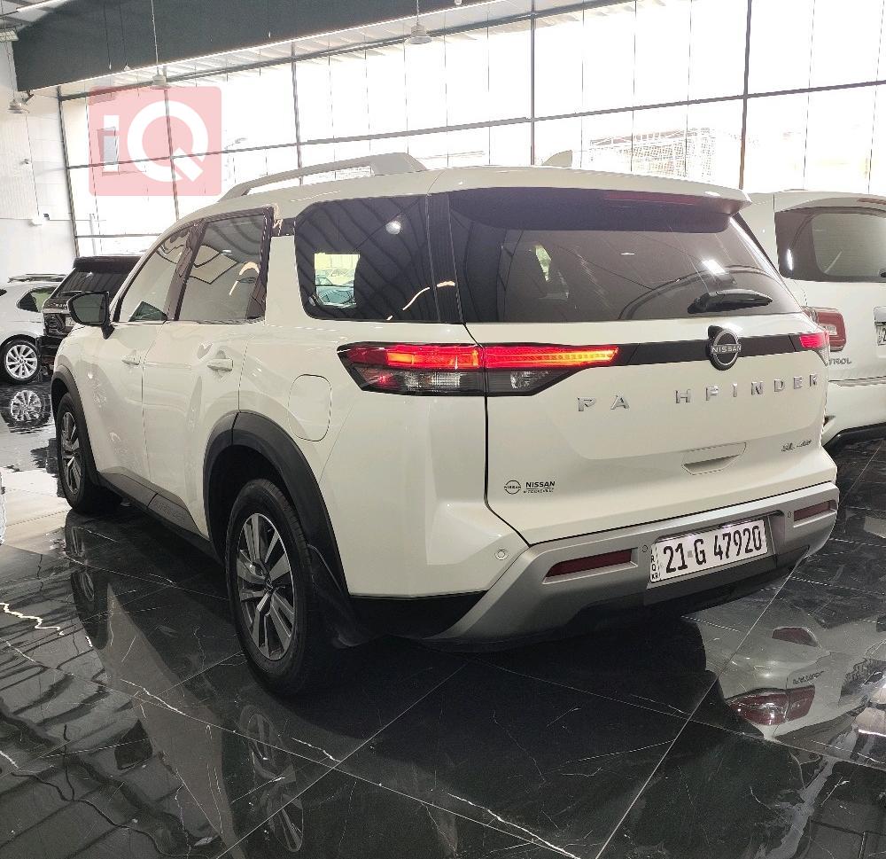Nissan Pathfinder